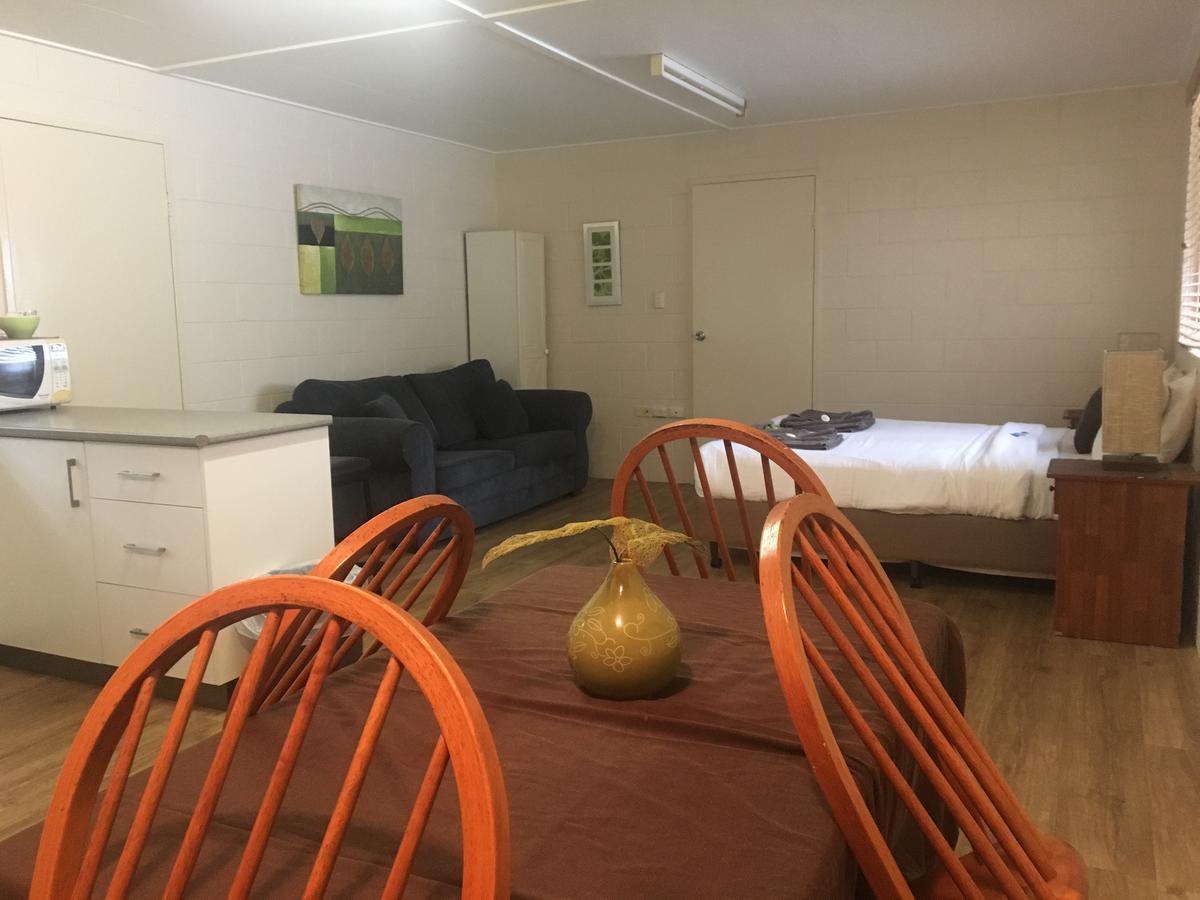 Mapleton Cabins & Caravan Park Экстерьер фото